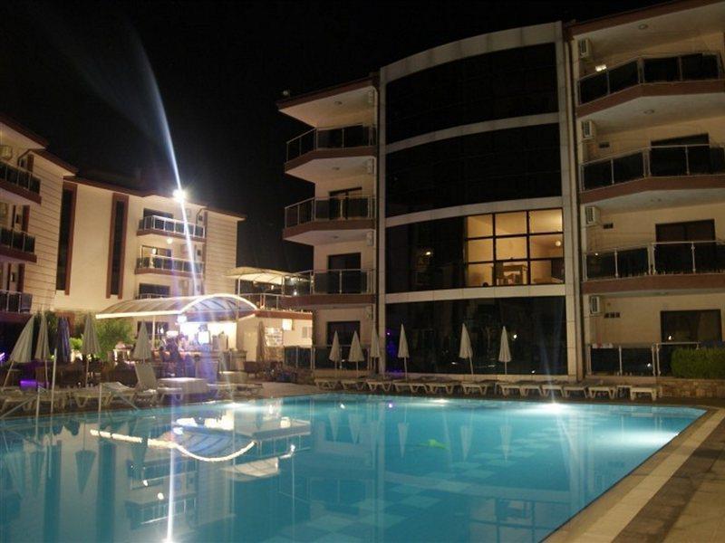 Apart Otel Whispering Sands Kuşadası